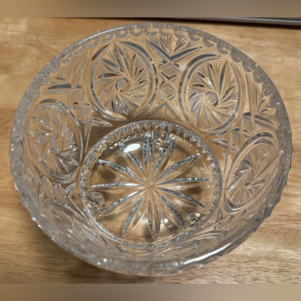 Crystal Three Feet Serving Bowl